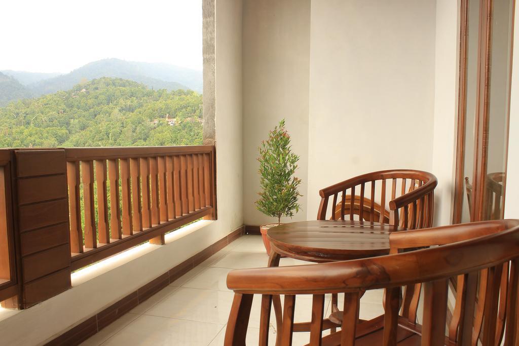 Maliana Homestay Munduk Rom bilde